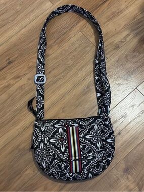 Vera Bradley Black White Floral Crossbody Bag Adjustable Strap Purse